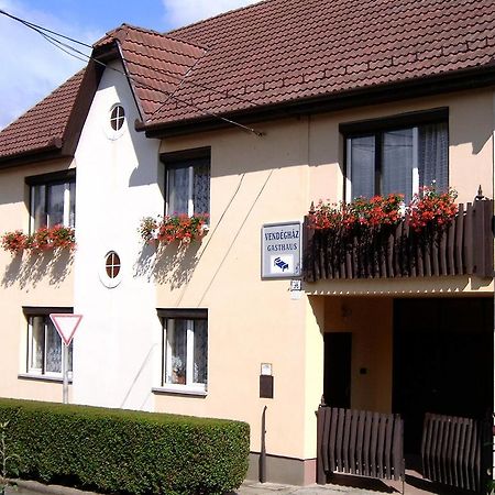 Hotel Akac Vendeghaz Eger Zewnętrze zdjęcie