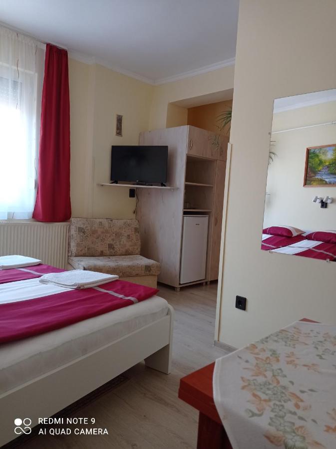 Hotel Akac Vendeghaz Eger Zewnętrze zdjęcie