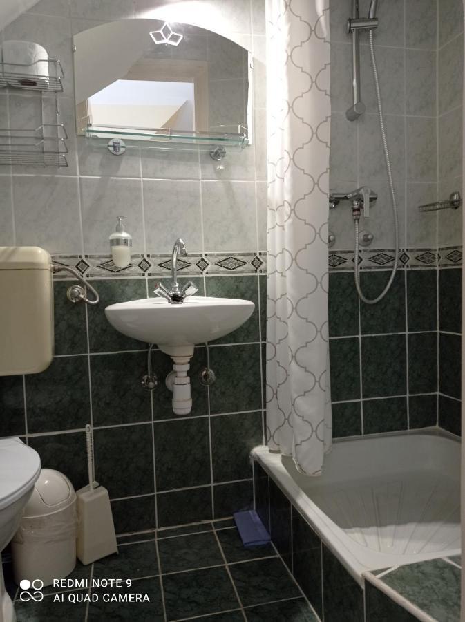 Hotel Akac Vendeghaz Eger Zewnętrze zdjęcie